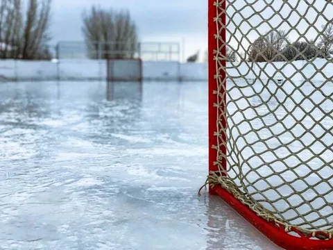 Eishockey — schneller Spielzug auf dem Eis